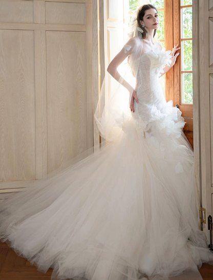 Romantic Ivory Strapless Mermaid 3D Floral Appliques Tulle Chapel Train Wedding Dress TP6121