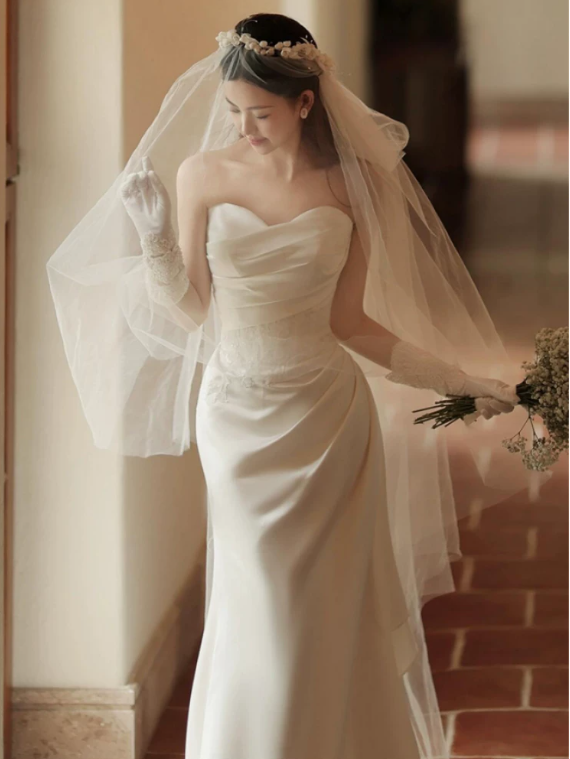 Elegant Ivory Sweetheart Strapless Satin Sheath Chapel Train Wedding Dress TP6124