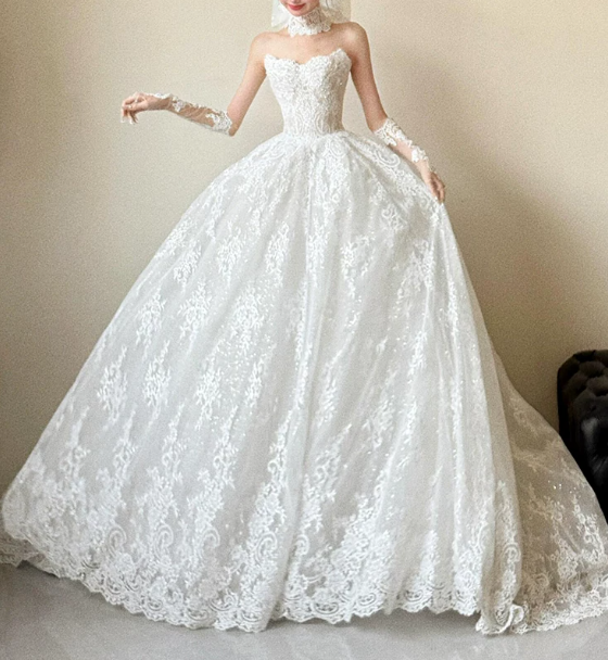 Elegant Strapless Sweetheart Lace A-Line Wedding Dress TP6129