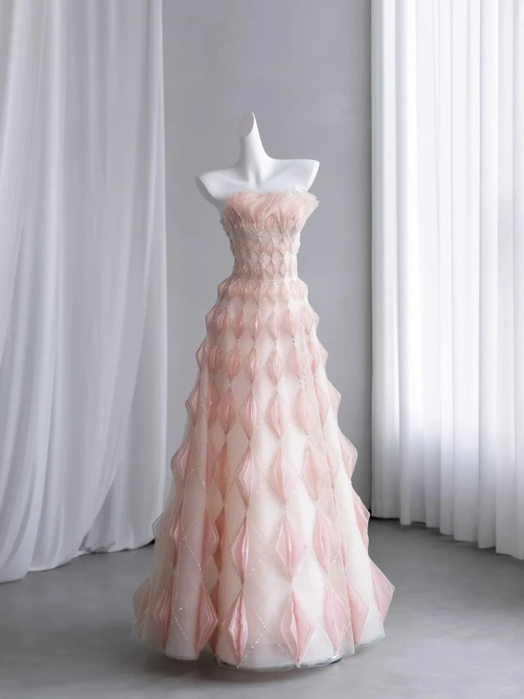 Elegant Pink Strapless Prom Dress A-line Tulle Evening Dress TH003
