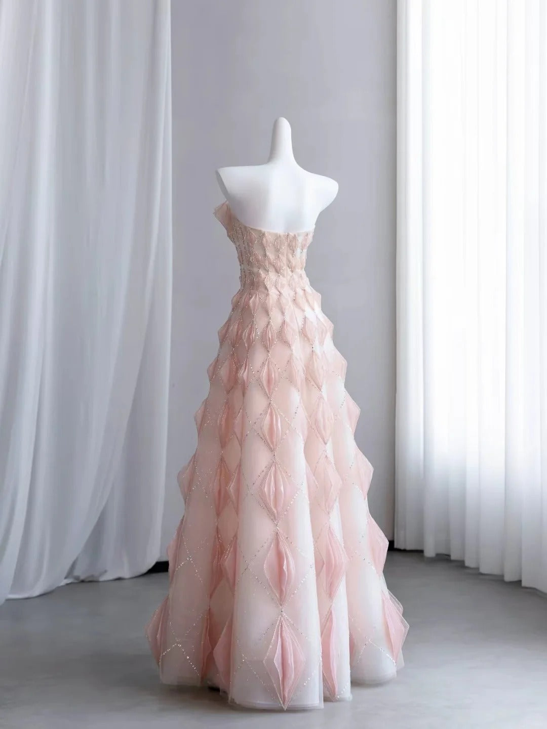 Elegant Pink Strapless Prom Dress A-line Tulle Evening Dress TH003