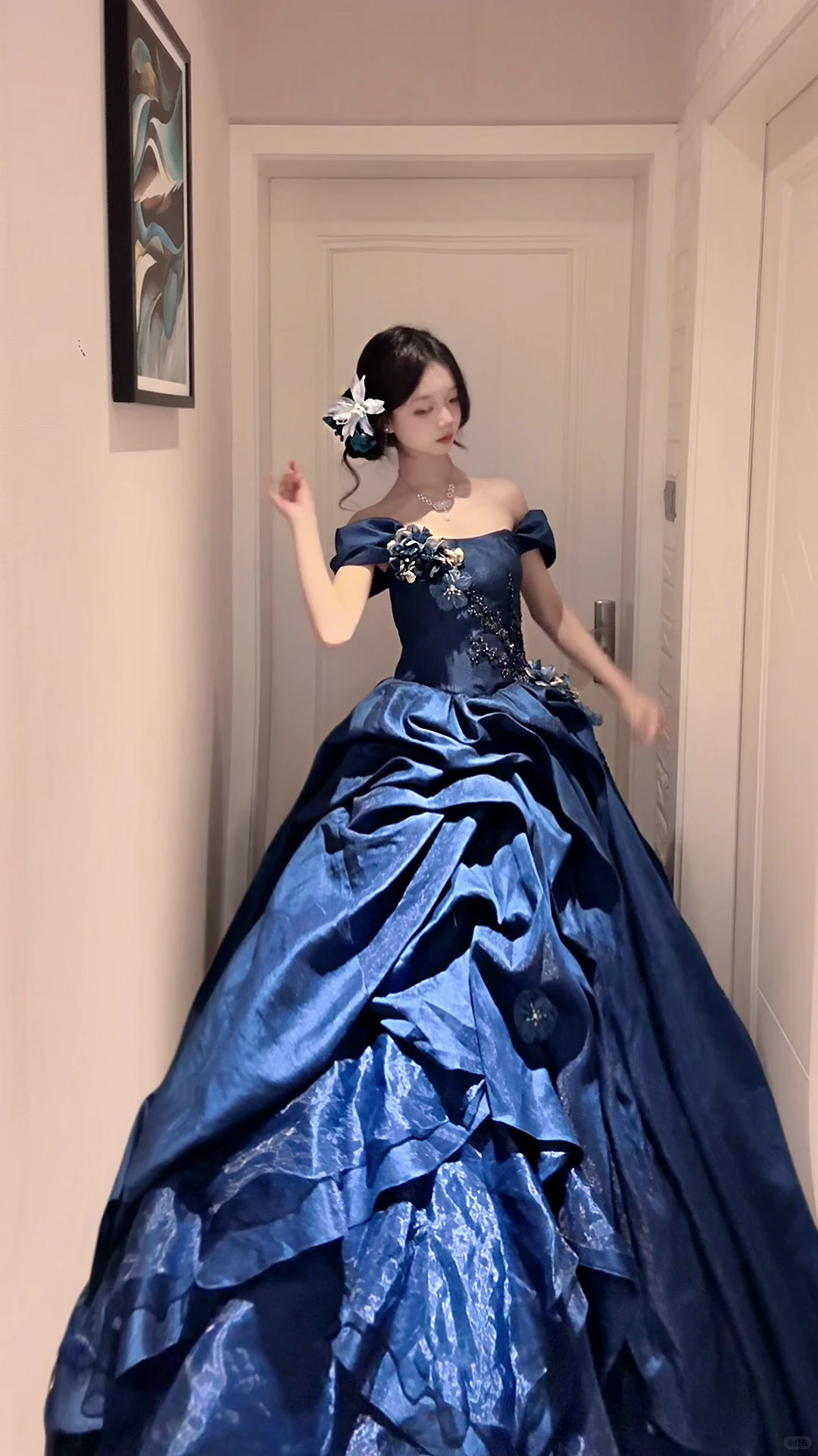 Elegant Off-the-Shoulder Blue Ball gown Prom Dress Satin Evening Dress TH036