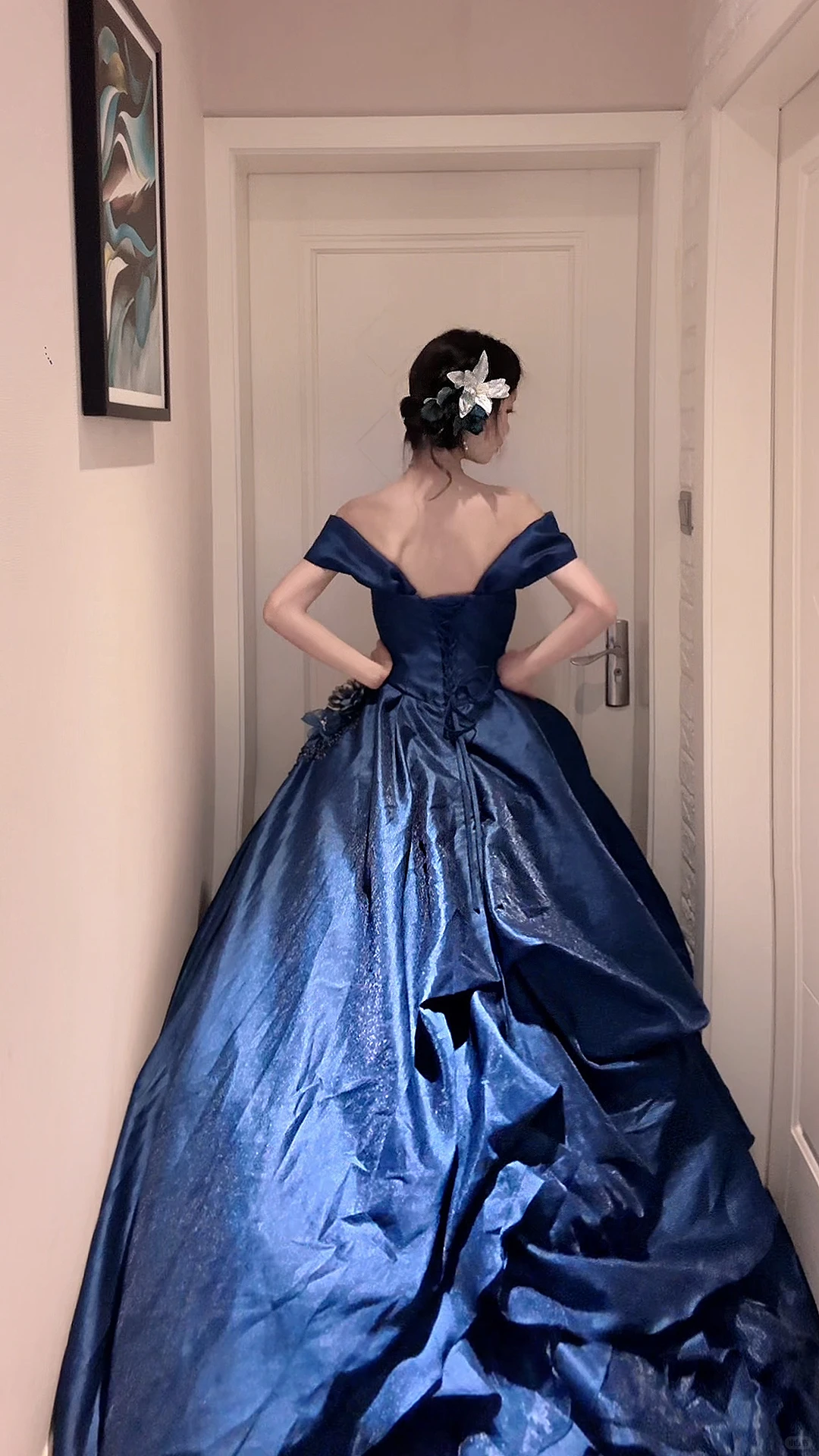 Elegant Off-the-Shoulder Blue Ball gown Prom Dress Satin Evening Dress TH036