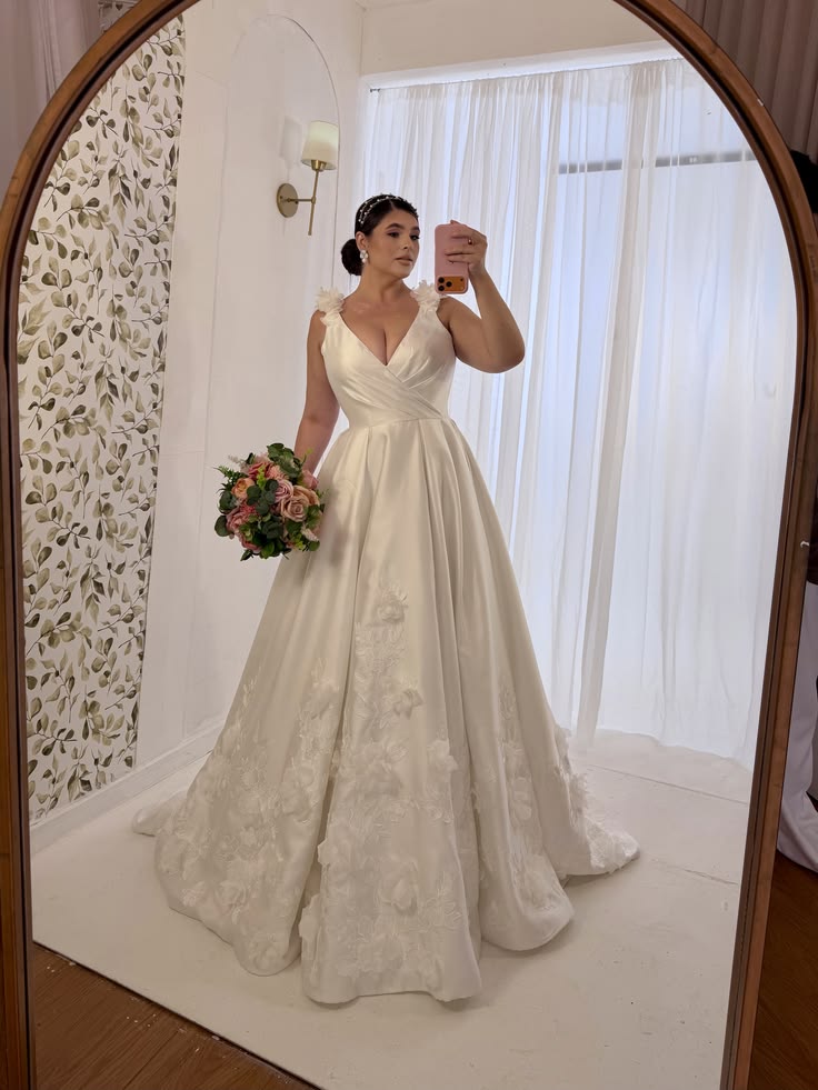 Elegant A-line White V Neck Long Wedding Dress Satin Prom Dress TH074