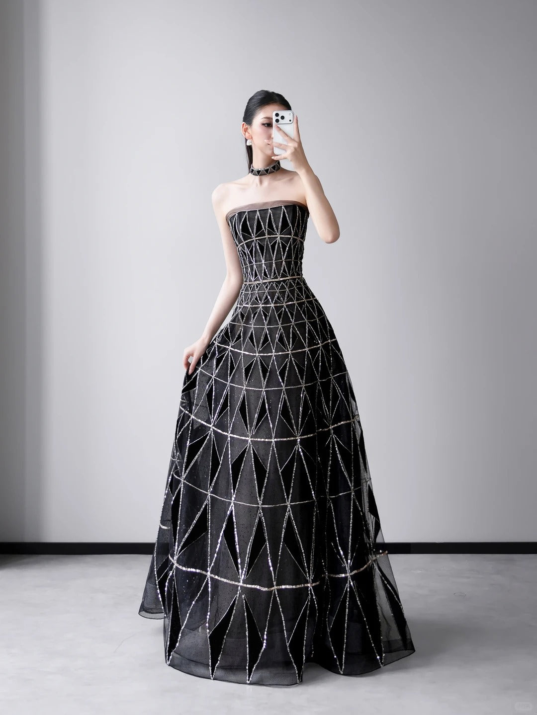 Chic A-line Black Long Evening Dress Off-the-Shoulder Lace Prom Dress TH089