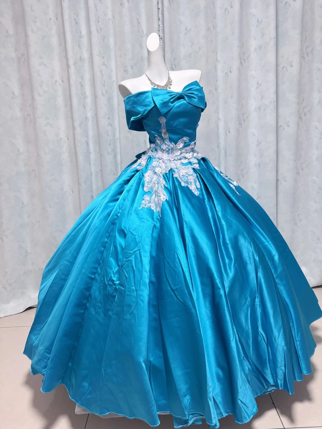 Elegant Ball Gown Blue Long Evening Dress Off-the-Shoulder Satin Prom Dress TH105