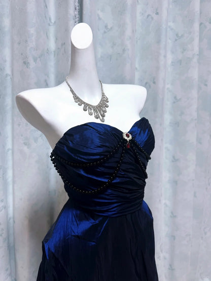 Elegant Sheath Blue Long Evening Dress Sweetheart Satin Pleated Prom Dress TH107