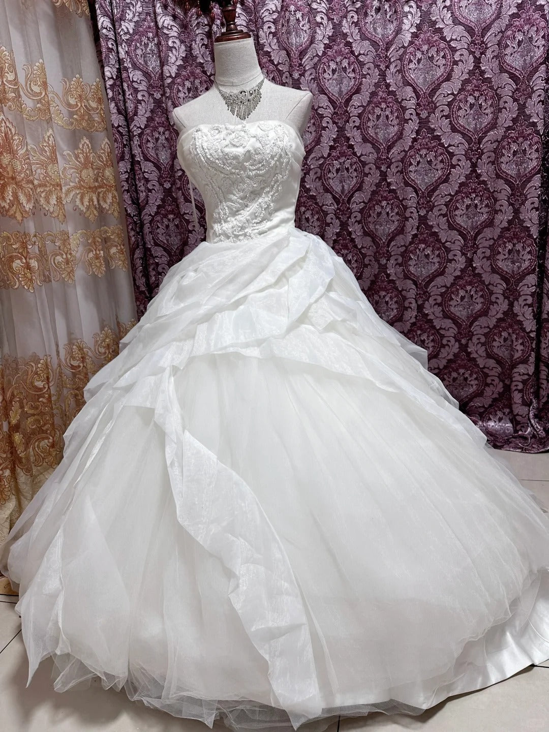 Elegant Ball Gown Tulle Long Off-the-Shoulder Wedding Dress TH125