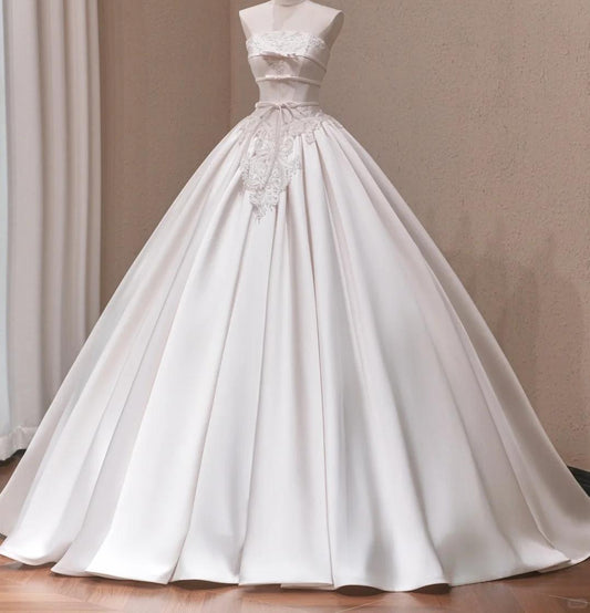 Elegant Ball Gown Satin Long Wedding Dress Off-the-Shoulder Prom Dress TH132