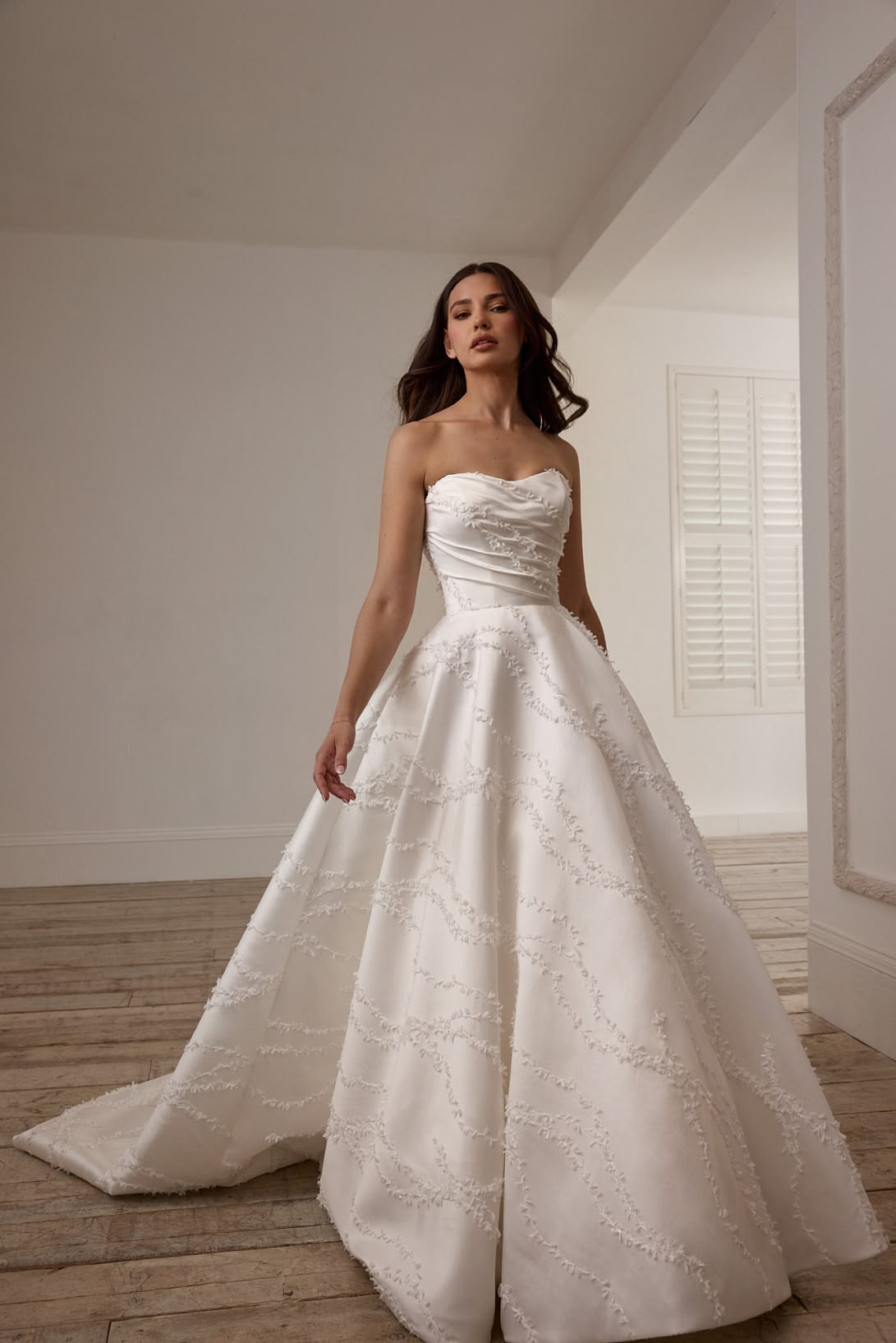 Elegant A-line Sweetheart Long Wedding Dress Beaded Satin White Prom Dress TH229