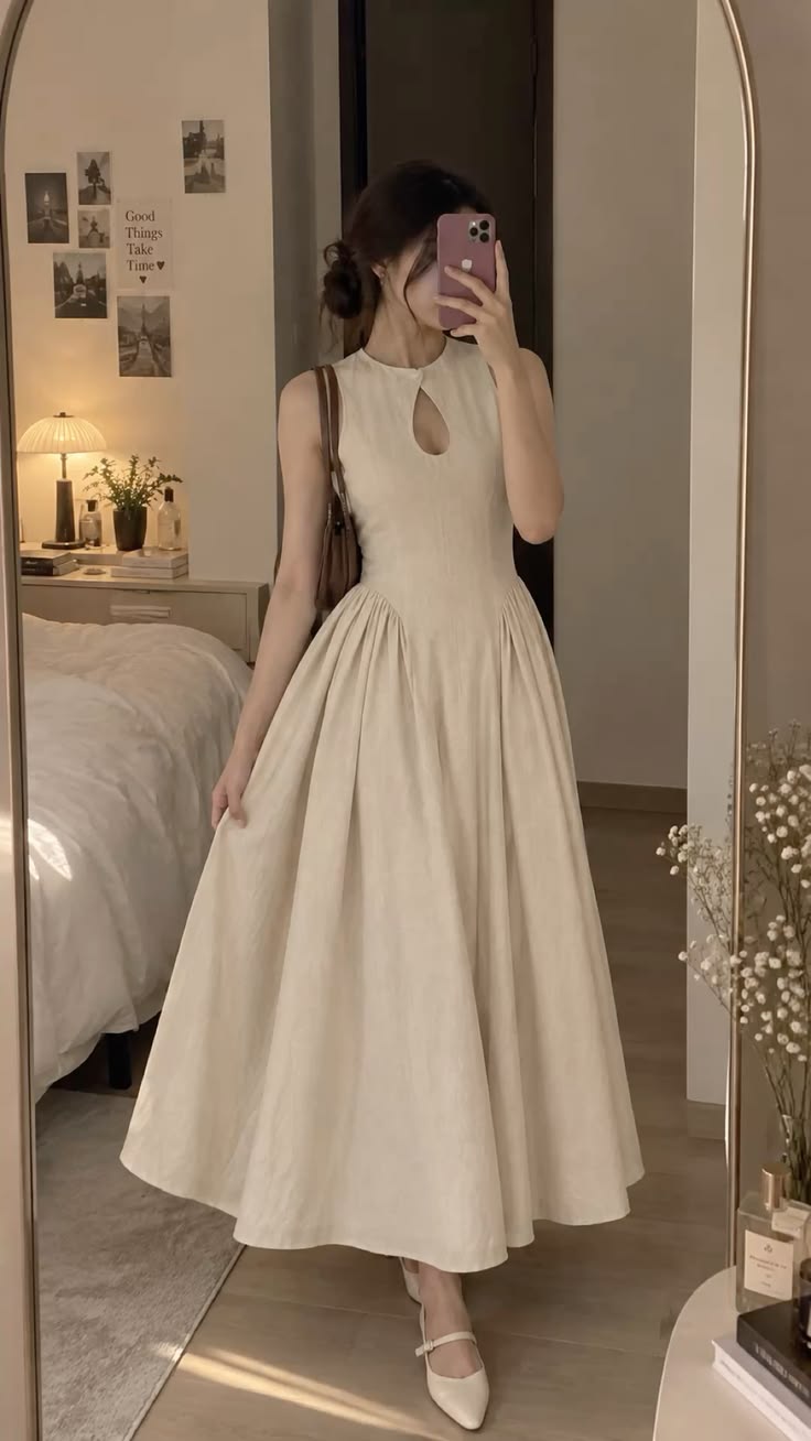 Elegant A-line Round Neck Long Wedding Dress Satin White Prom Dress TH231