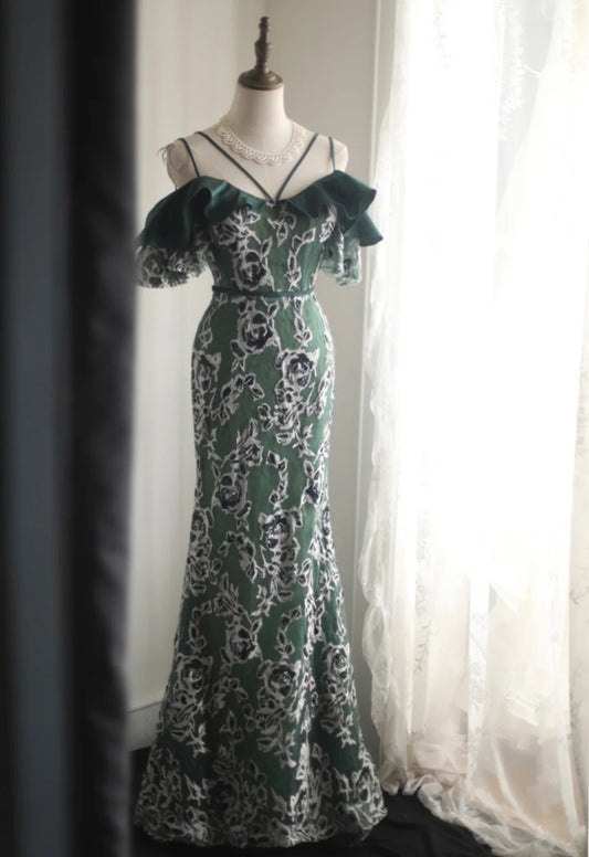 Elegant Sheath Spaghetti Straps Green Long Evening Dress Satin Prom Dress TH282