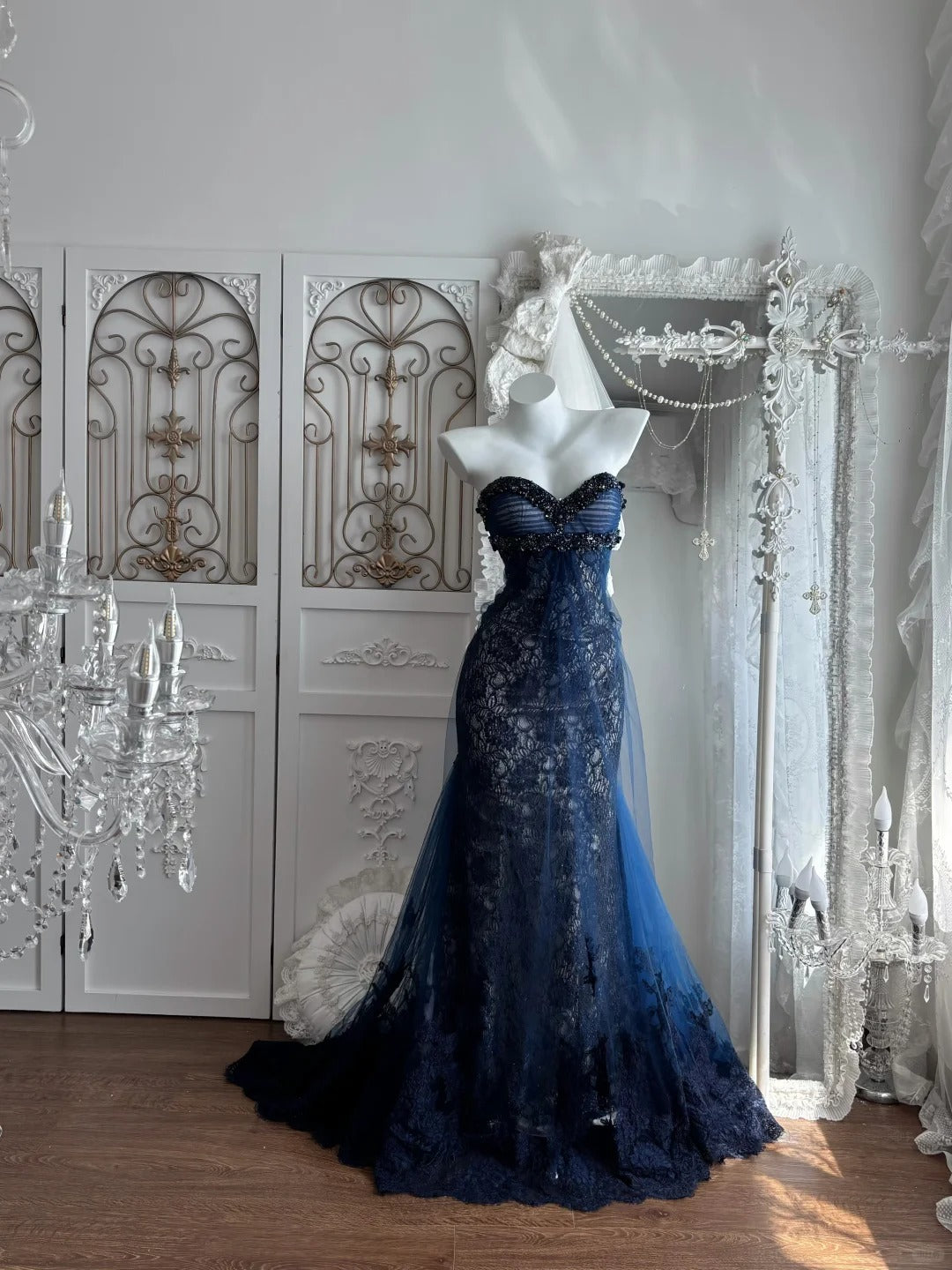 Beautiful Sheath Sweetheart Neck Dark Blue Evening Dress Beaded Lace Prom Dress TH300
