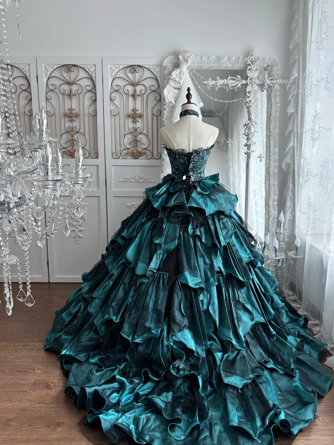 Beautiful Ball Gown Strapless Neck Blue Evening Dress Cascade Satin Prom Dress TH301