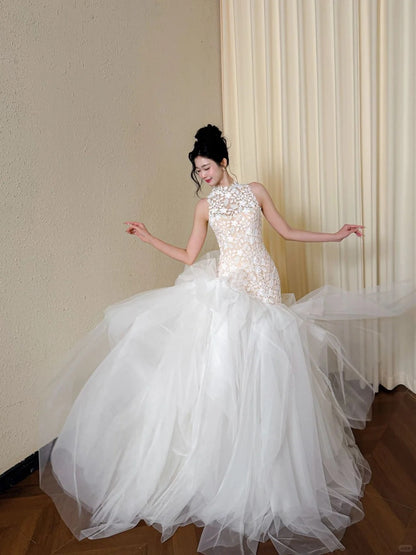 Elegant A-line Halter Neck Long Wedding Dress Tulle White Prom Dress TH349