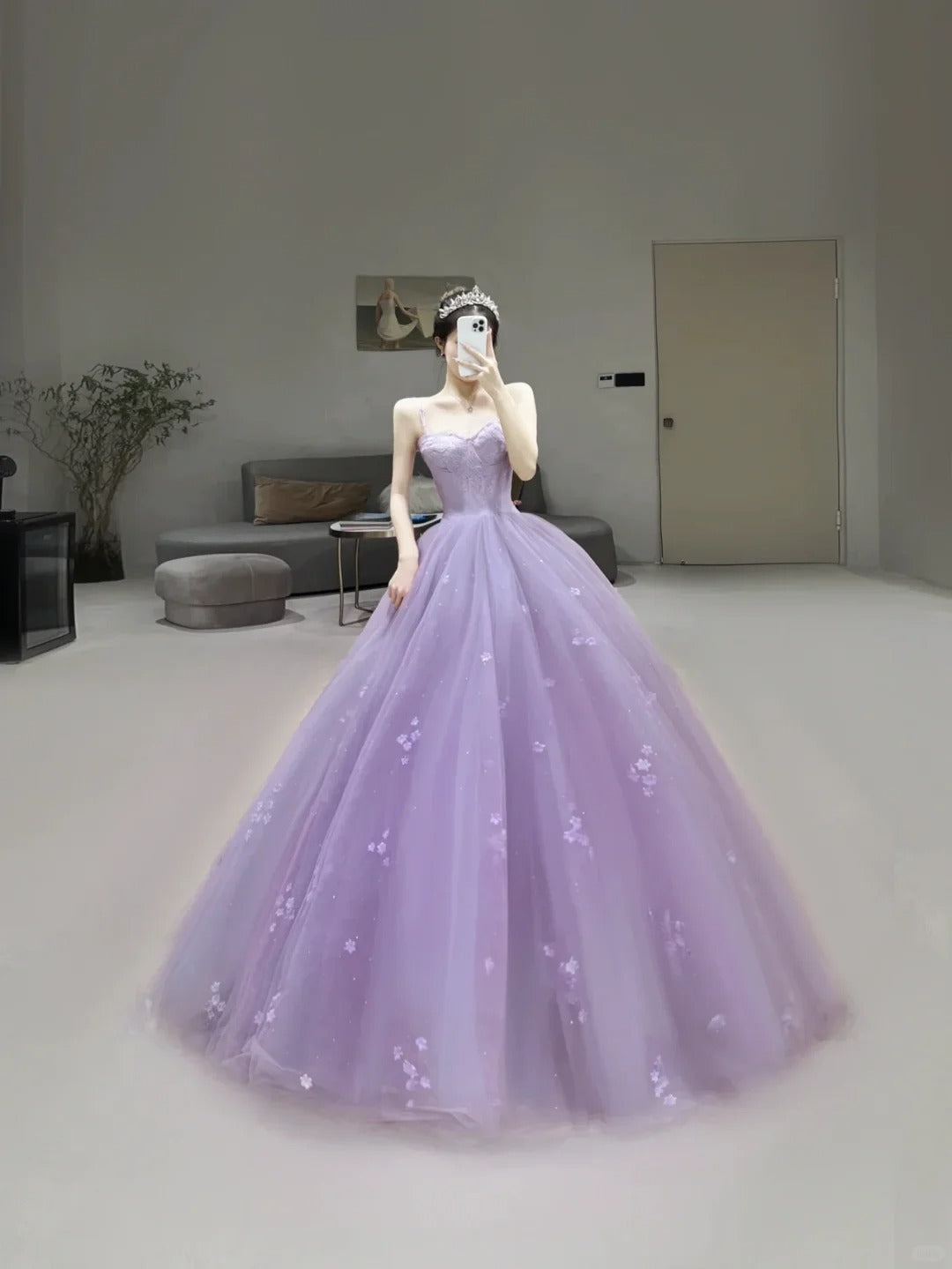 Elegant Ball Gown Spaghetti Straps Purple Evening Dress 3D appliqué Tulle Prom Dress TH383