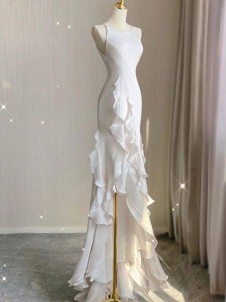 Elegant White Round Neck Slim Fit Sleeveless Dress Evening Party Gown with Ruffles  TP1453