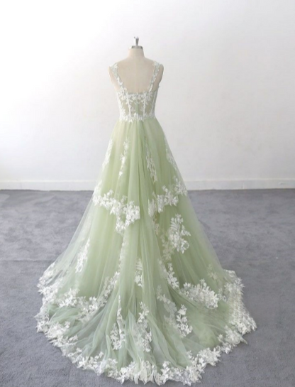 Light Green A-line Spaghetti Straps Heart Neck Lace Tulle Long Evening Gowns TP1529
