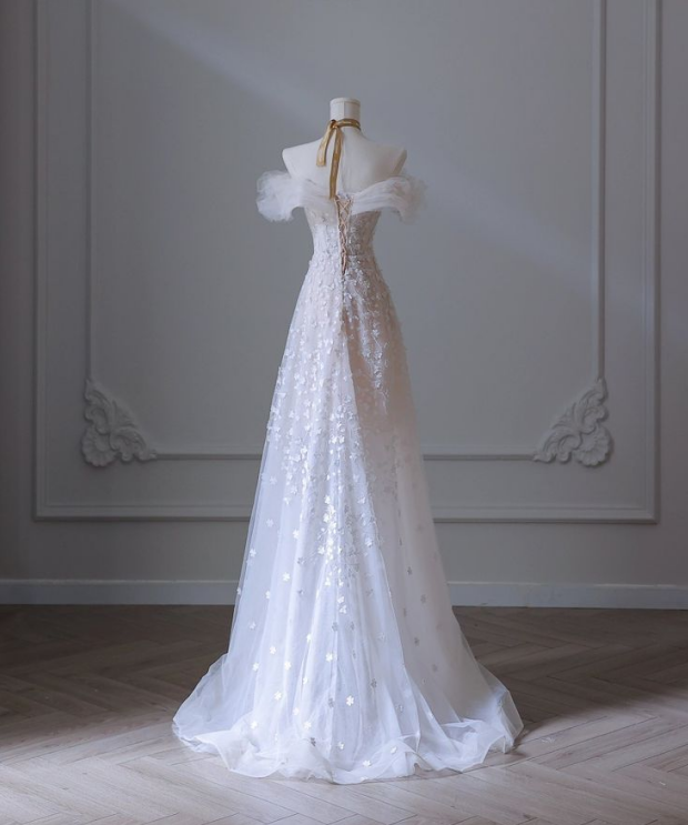 White A-line Strapless Tulle Long Prom Dresses TP1531