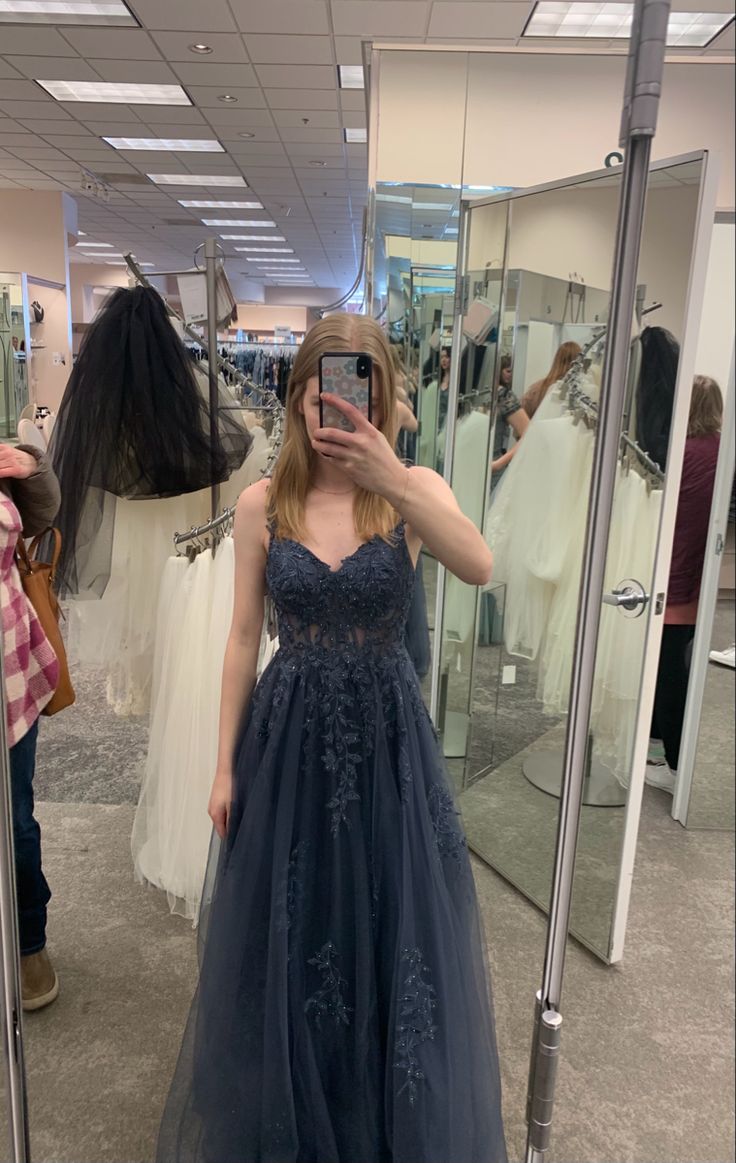 Blue V Neck A-line Applique Spaghetti Strap Long Prom Dresses TP1688