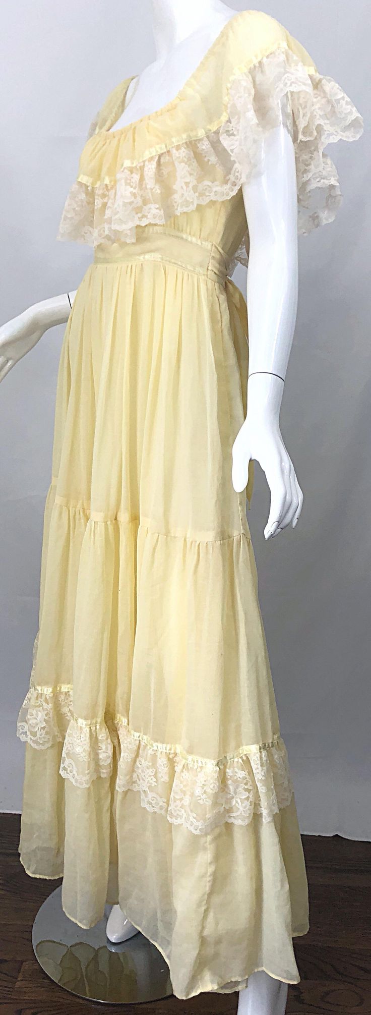 Light Yellow Cotton Tulle Vintage Lace Birthday Party Dress TP1844