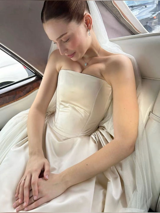 Elegant Ivory A-line Strapless Wedding Dress with Train TP1968