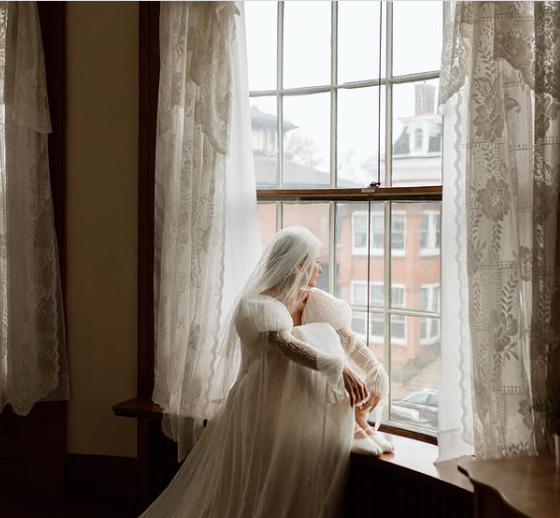 Elegant Square Neck Flying Sleeves Trailing Wedding Dress TP1980