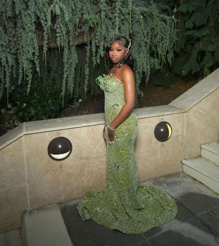 Charming Green Mermaid Off Shoulder Beaded Sequin Floor Length Formal Prom Dress Evening Gown TP2008