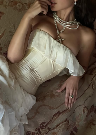 Elegant Ivory Strapless A-Line Tulle Evening Gown Wedding Dress TP2034