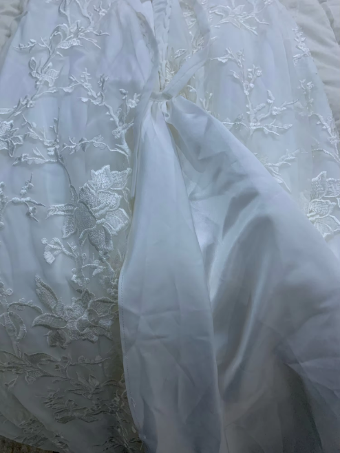 Exquisite Mermaid Off-the-shoulder Applique Beaded Backless Wedding Dress TP2104