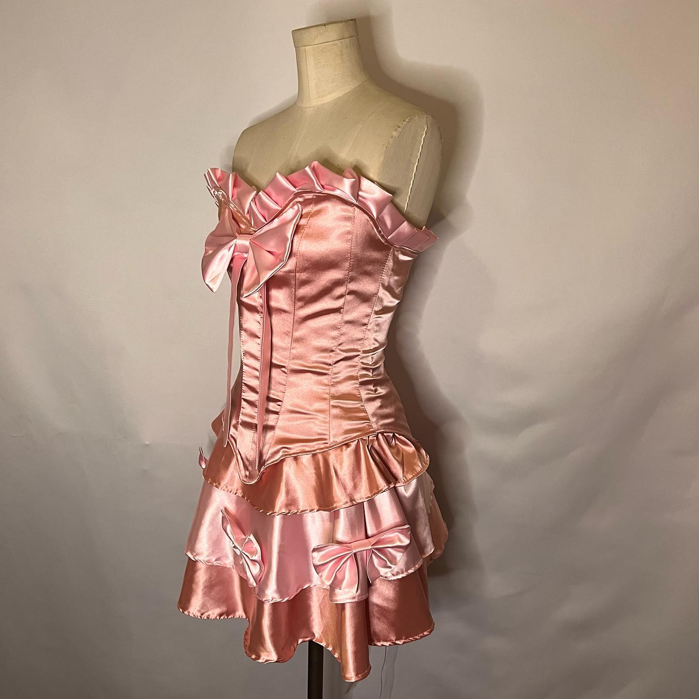Sweet Pink Two Piece Satin Strapless Sweetheart Neck Mini Birthday Party Dress Prom Dress TP2180