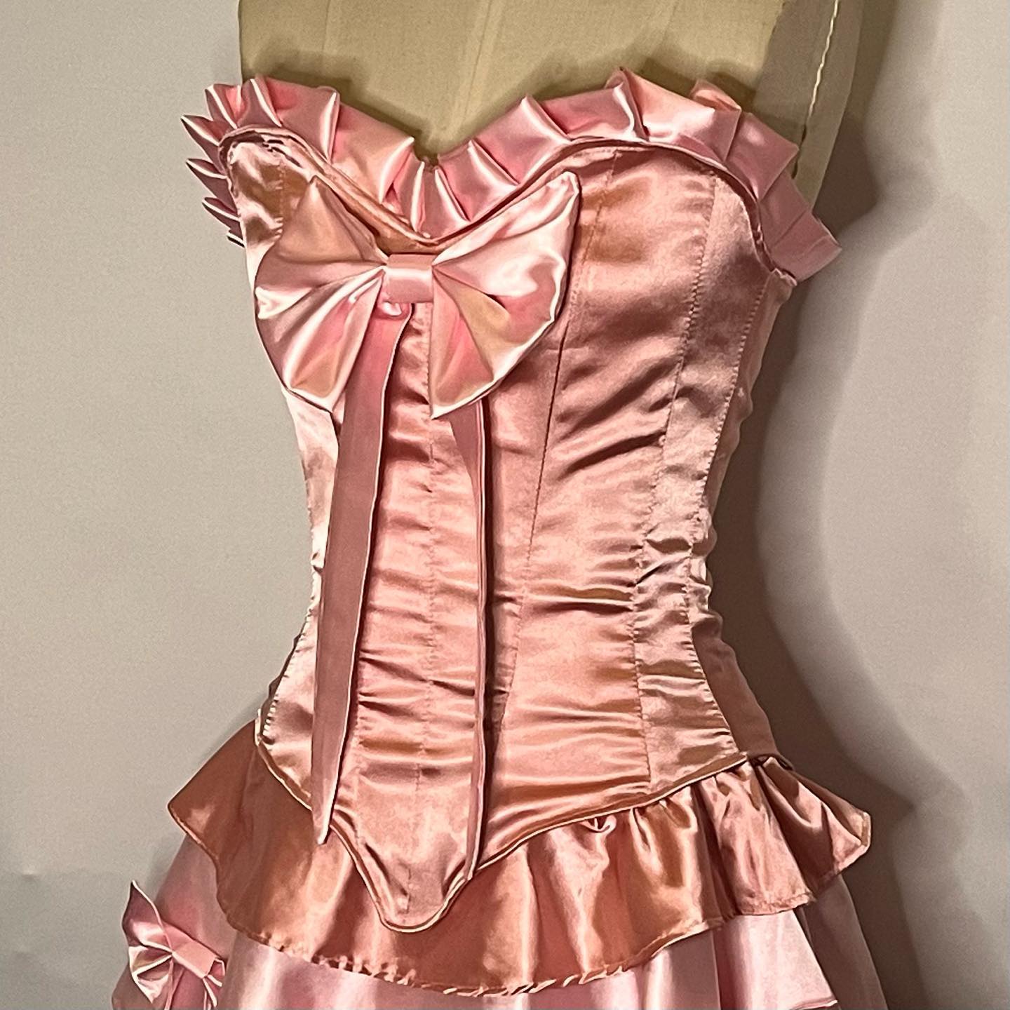 Sweet Pink Two Piece Satin Strapless Sweetheart Neck Mini Birthday Party Dress Prom Dress TP2180