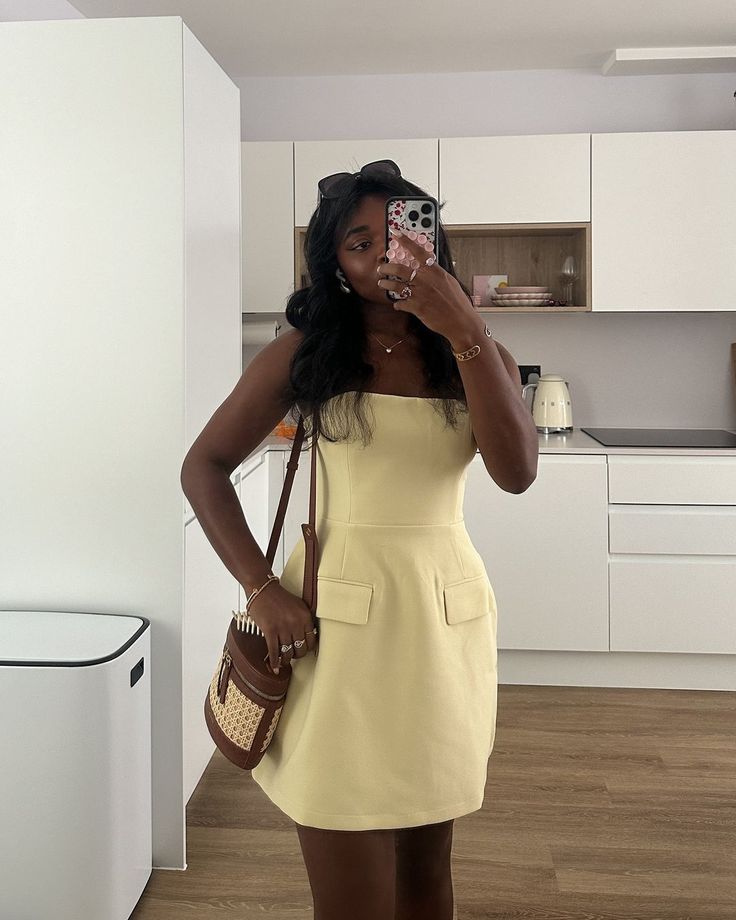 Light Yellow Strapless Sleeveless Mini Party Dress Homecoming Dress TP2250