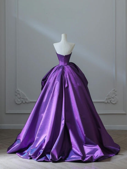 A-Line Gorgeous Strapless Sweetheart Neck Satin Formal Purple Ball Gown TP2370
