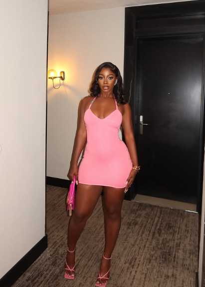 Sexy Pink Halter Neck Sleeveless Sleeveless Bodycon Mini Prom Dress Party Dress TP2425