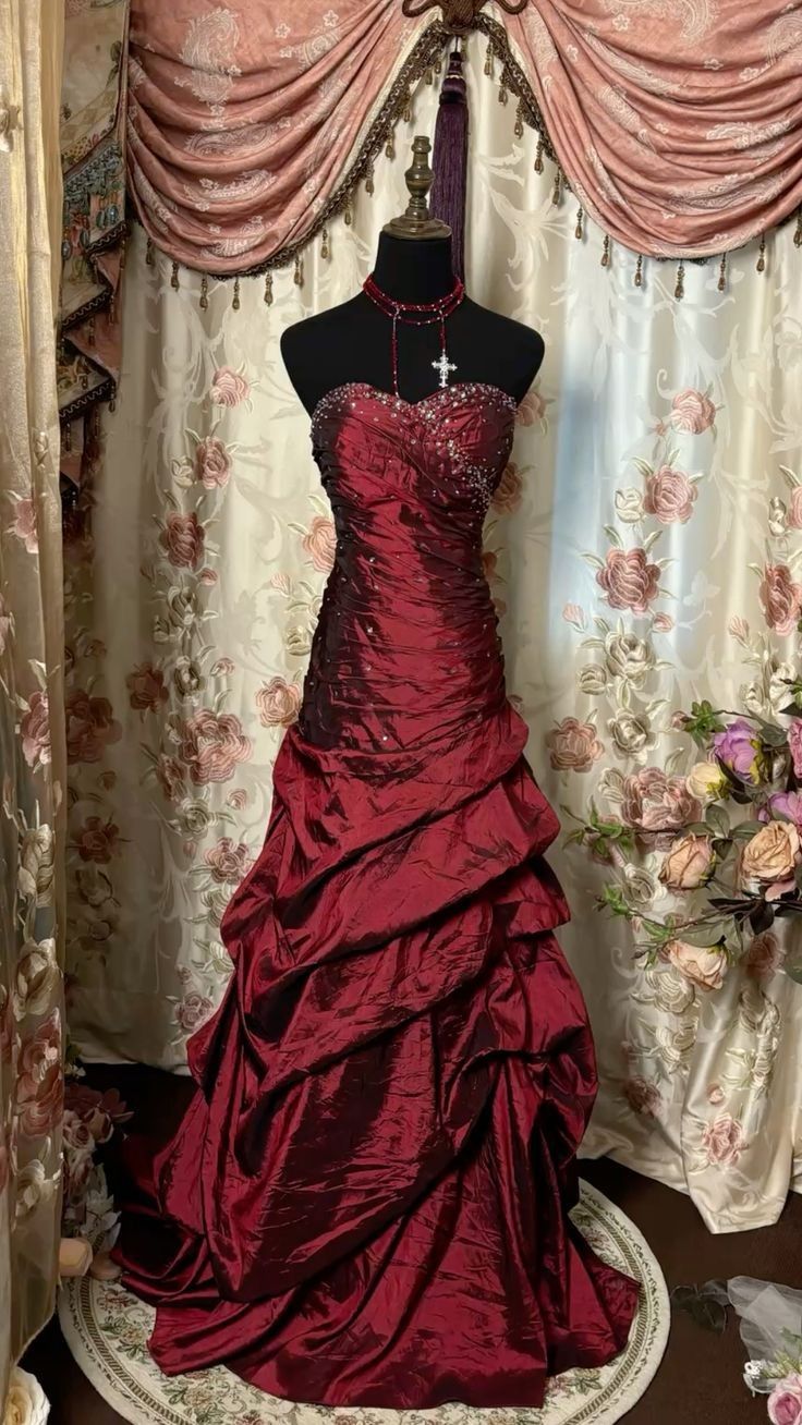 Vintage Burgundy Strapless Sweetheart Neck Mermaid Long Ball Gown Evening Dress TP2507