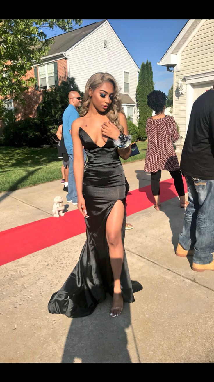 Black satin strapless slit low-cut formal prom dress evening gown TP2638