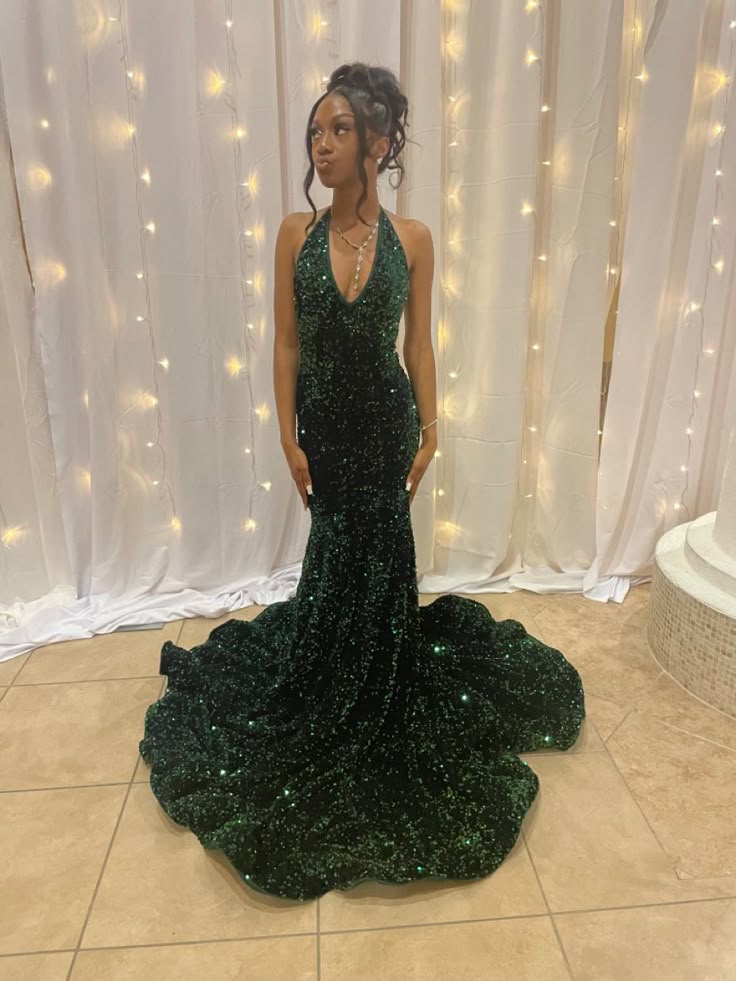 Gorgeous Green Halter Off Shoulder Mermaid Floor-length Prom Dress Evening Dress TP2715