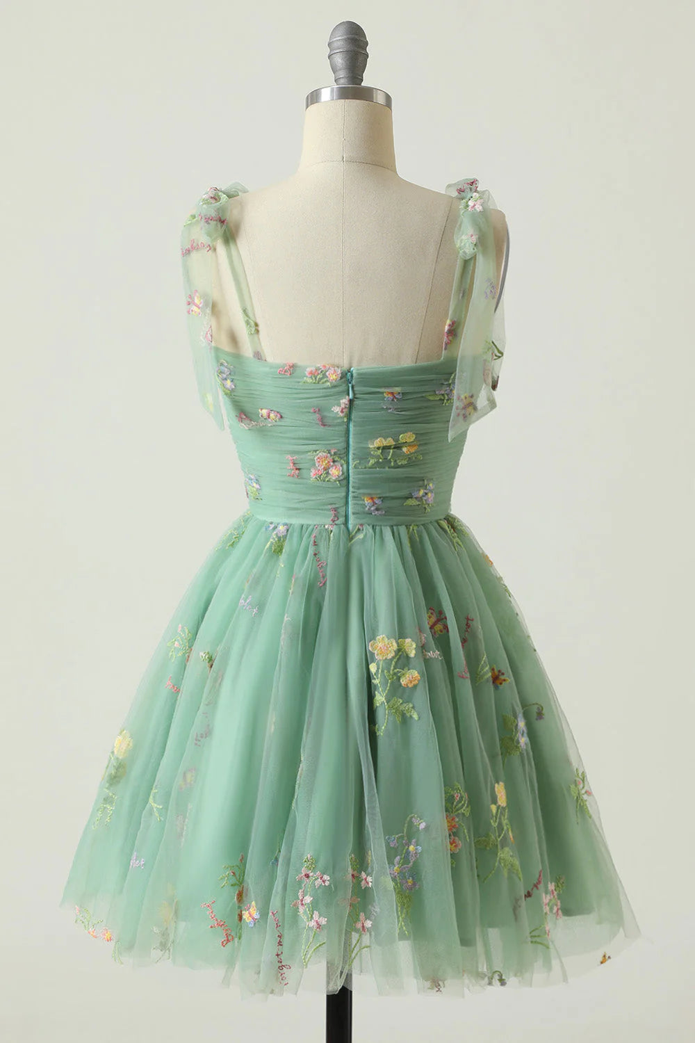 Charming Floral Embroidery Design A-line Tulle Spaghetti Strap Homecoming Dress TP3639