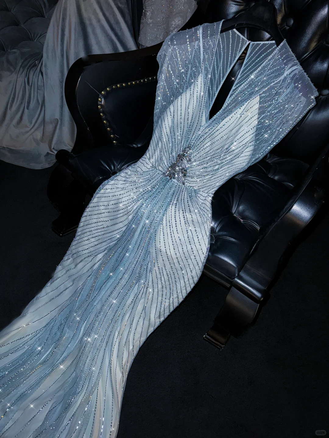 Glamorous Pale Blue Sequin Mermaid V-Neck Beaded Tulle Evening Gown TP5392