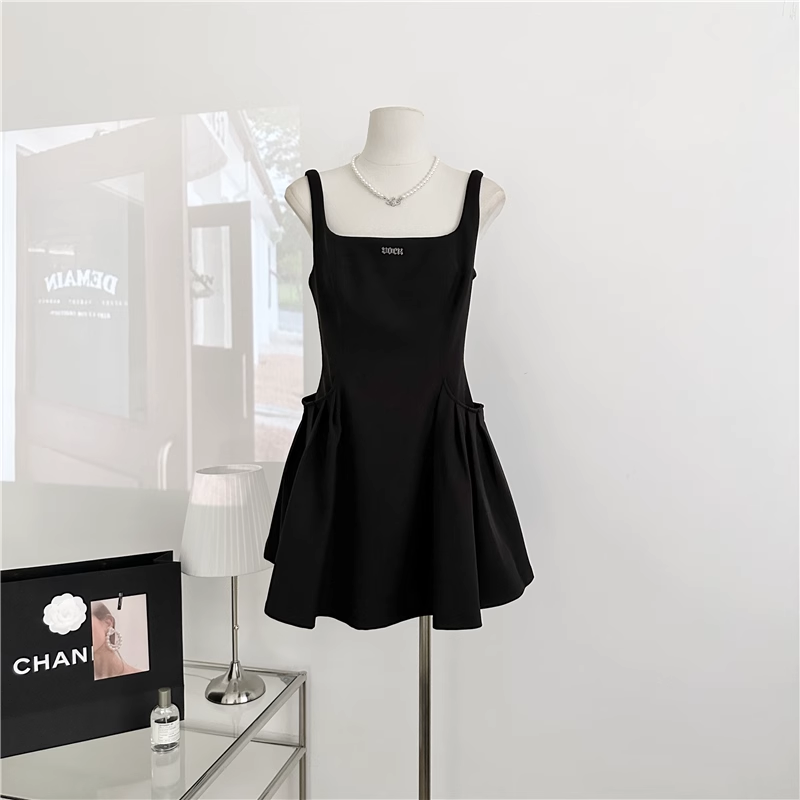 New Simple Square Collar Design A-line Sleeveless Spaghetti Strap Dress TP3282
