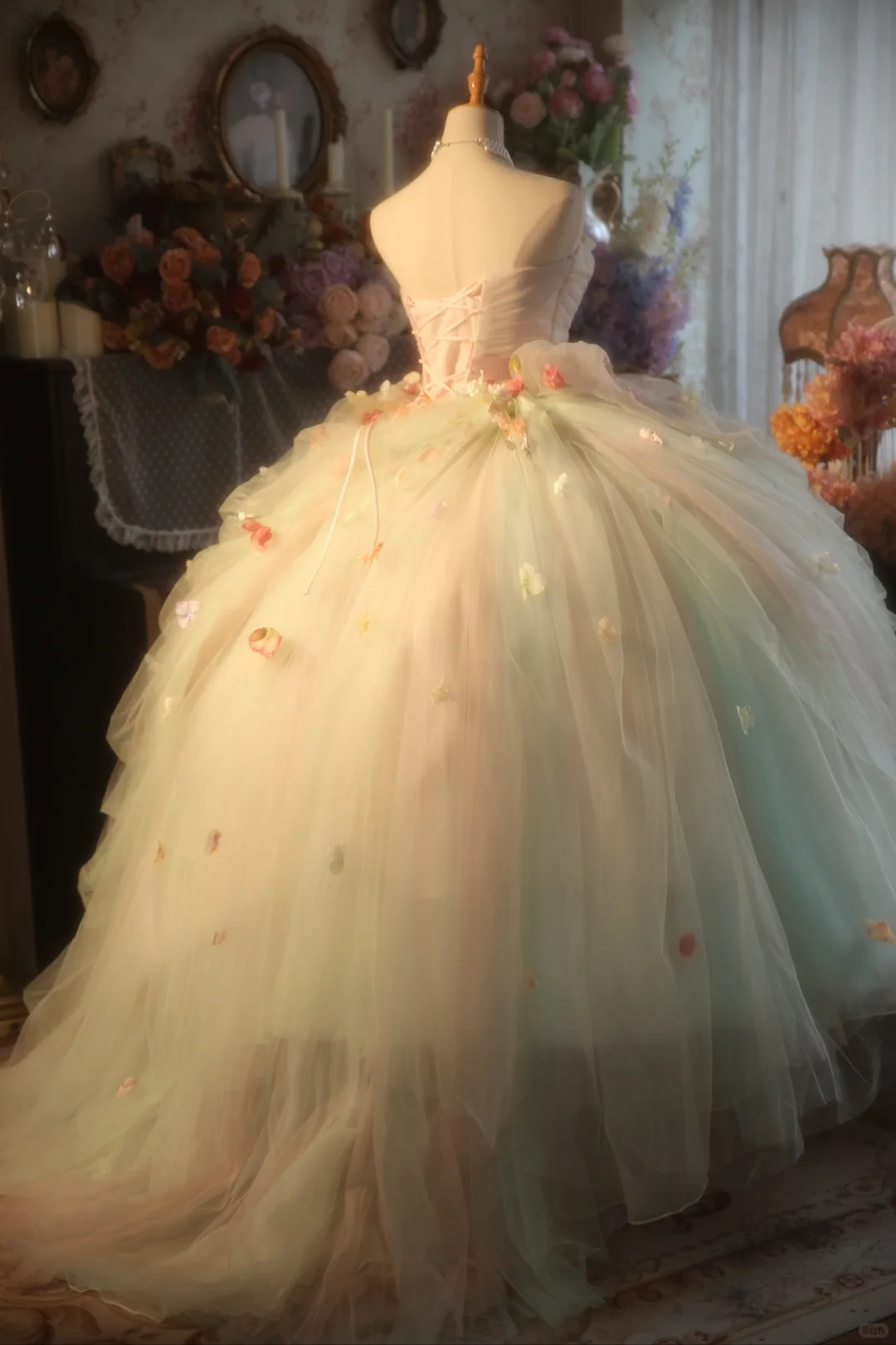 Vintage StraplessTulle Formal 3D Flower Sweet 15 Quinceanera Ball Gown TP5526