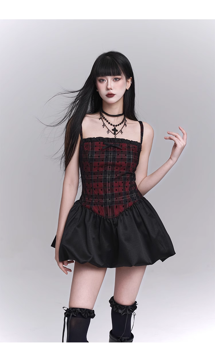 Simple Fashion Red Black Plaid Design Spaghetti Strap Dress TP2951