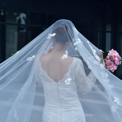 Vintage White Floral Embroidered Bridal Veil 3D Flower Beaded Cathedral-Length Wedding Veil TP5622