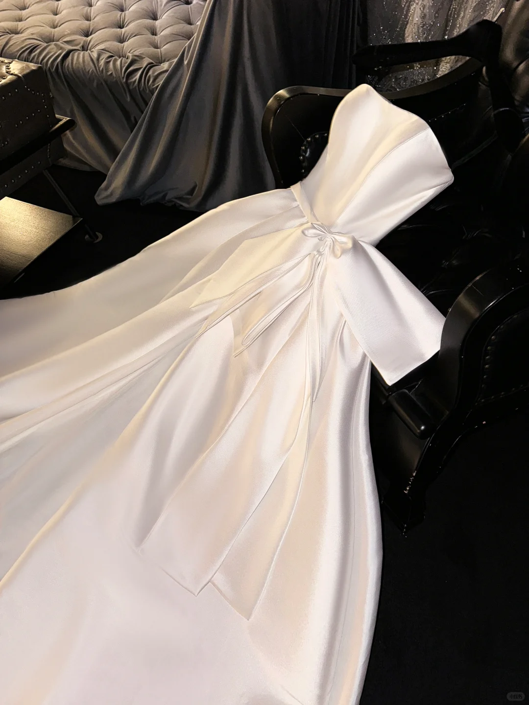 Glamorous Ivory Strapless Satin Oversized Bow A-Line Wedding Dress TP5421