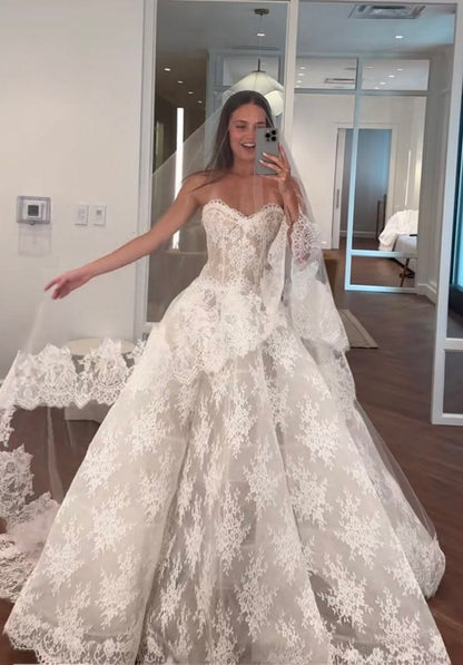 Romantic Strapless Sweetheart Lace Chapel Train A-Line Wedding Dress TP5996