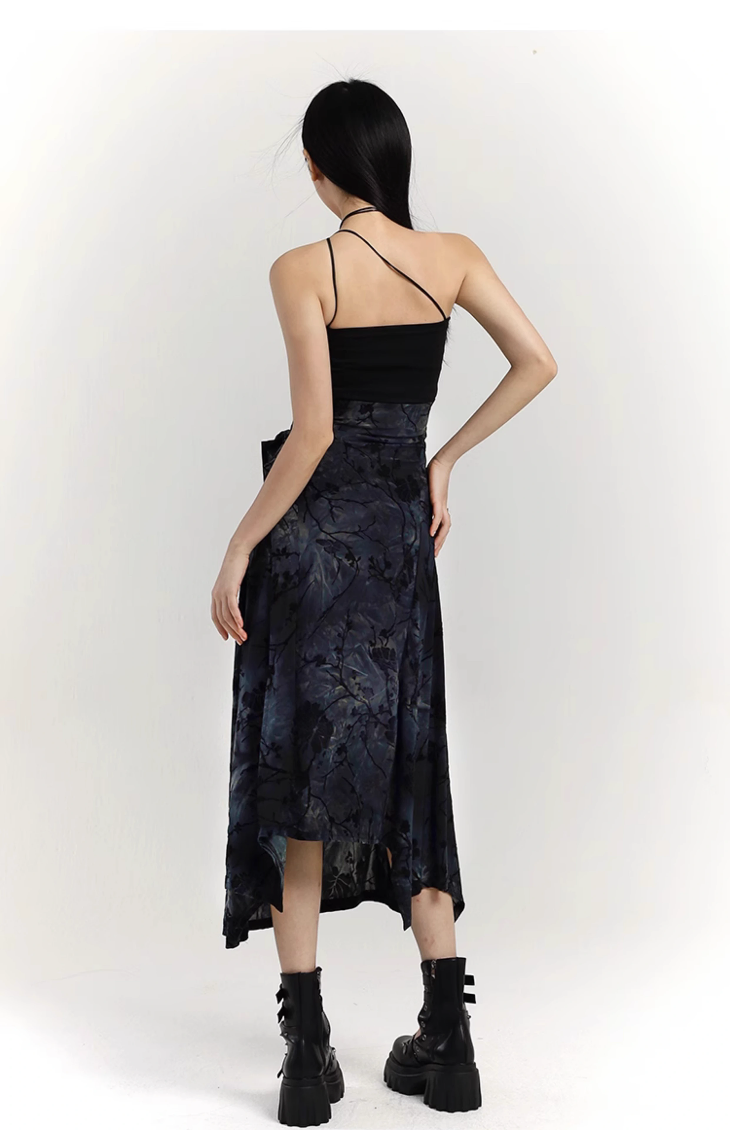 Simple Fashion Design Sense Halter Dress TP2926