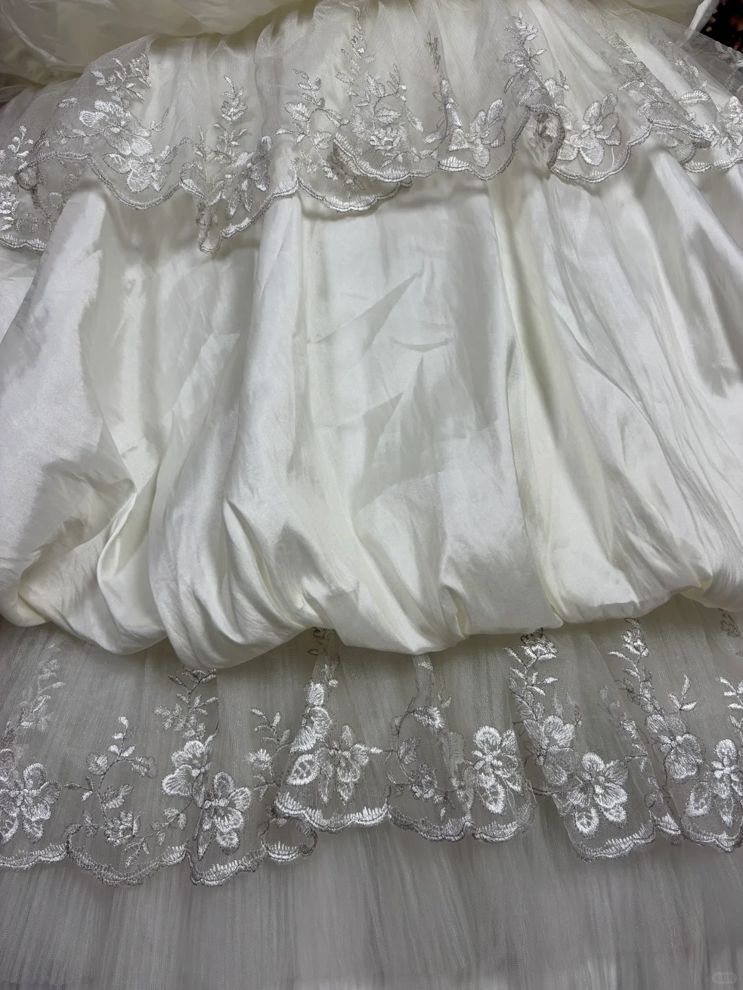 Gorgeous Lace Embroidery Beaded Sweet 16 Quinceanera Strapless A-Line Floor-length Tiered Prom Dress Evening Dress Ball Gown TP4393