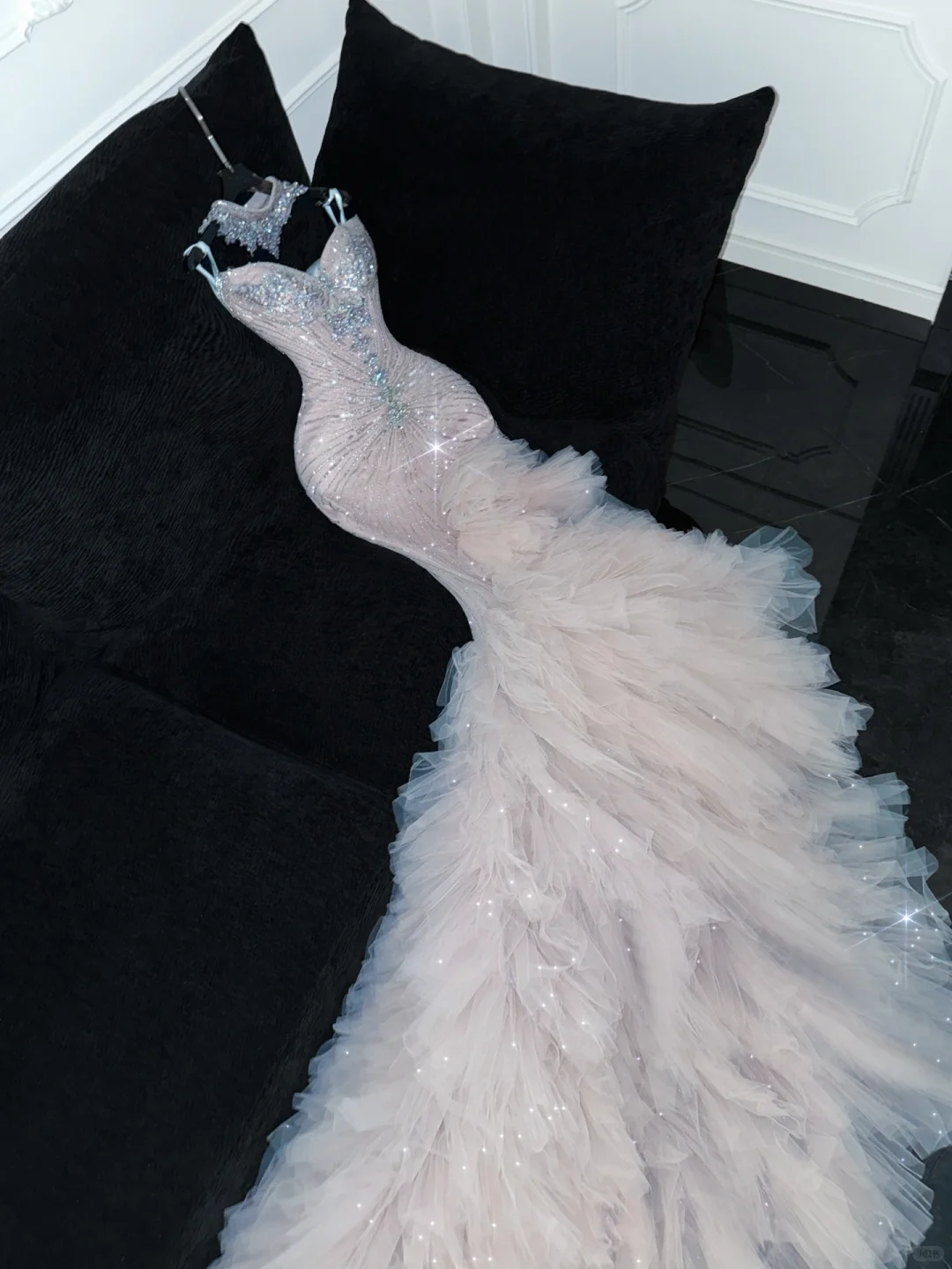 Shiny Beaded White Sweetheart Tulle Sequin Design Elegant Mermaid Floor-length Wedding Dress TP4190