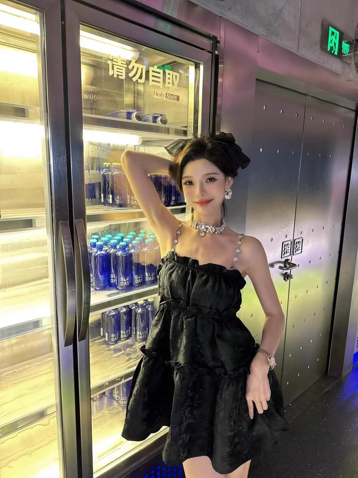 Simple Crystal Diamond Strappy Design A-line Sleeveless Spaghetti Strap Dress TP3288